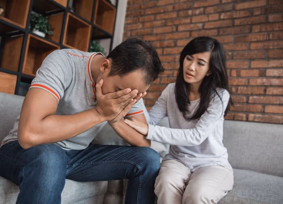 3 Ways to Comfort and Support A Loved One in Mourning